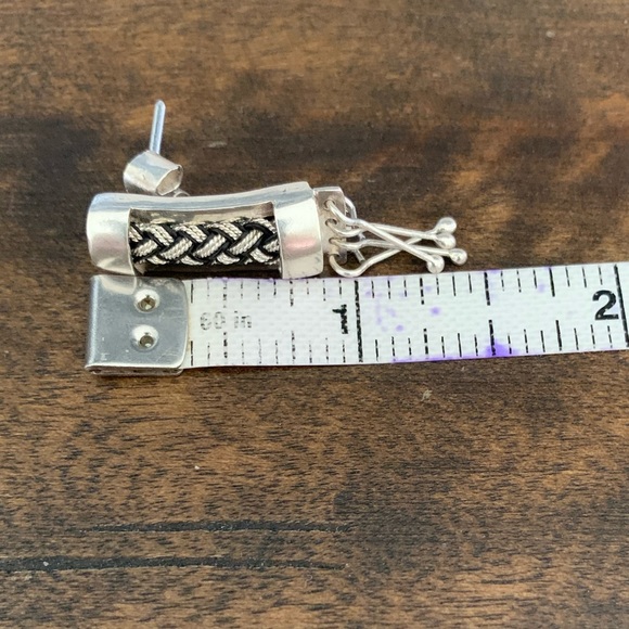 VINTAGE STERLING SILVER ORNATE POST EARRINGS - Picture 12 of 13